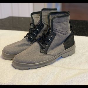 Men’s grey Timberland boots size 11